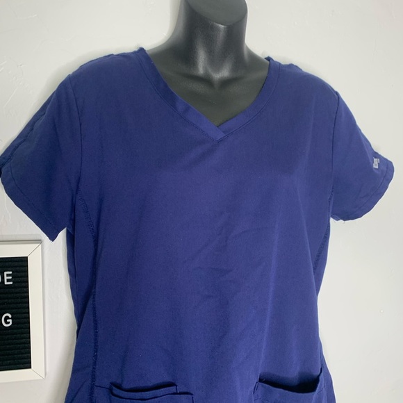 Grey’s Anatomy By Barco Blue/Purple Short Sleeve V Neck Nurse Top Size Medium - Picture 4 of 7